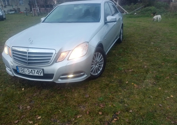Mercedes-Benz Klasa E cena 47500 przebieg: 200000, rok produkcji 2009 z Bełchatów małe 79